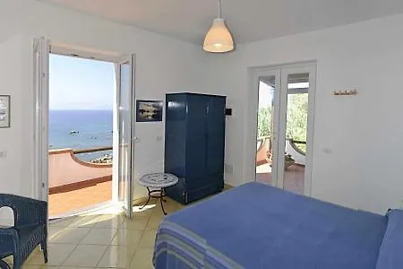 Ischia Sleeps 12 Pool Wifi 别墅 *