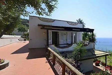 Ischia Sleeps 12 Pool Wifi 别墅 伊斯基亚