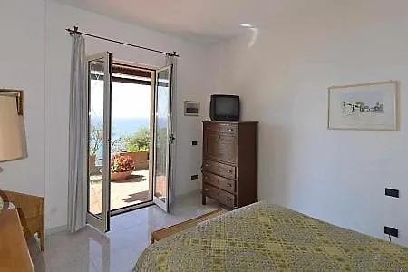 别墅 Ischia Sleeps 12 Pool Wifi 伊斯基亚